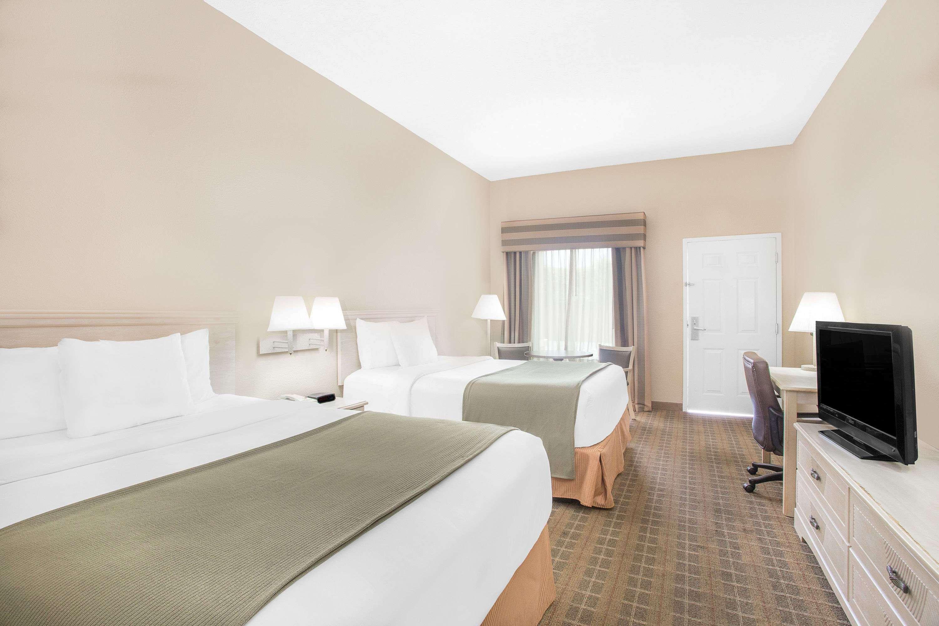 Motel Baymont By Wyndham Crestview Extérieur photo